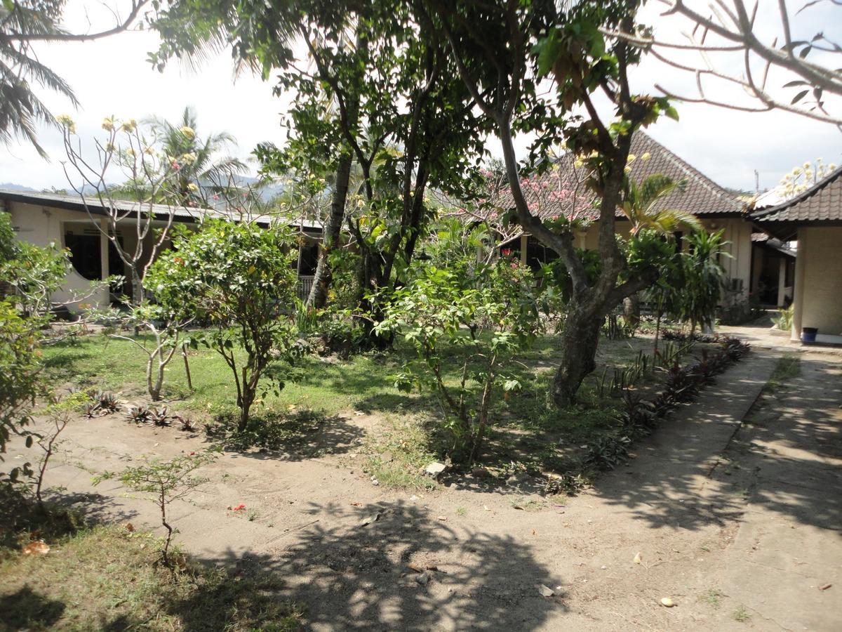 Pakuna Beach Senggigi Exteriör bild